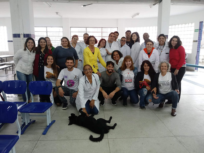 ONG SOS Bichos salva vidas indefesas